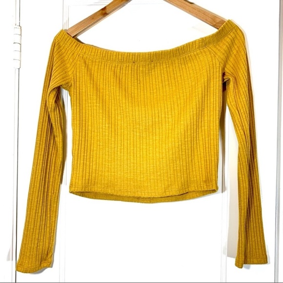 Forever 21 Off Shoulder Mustard Crop Top Size Small - Picture 2 of 6